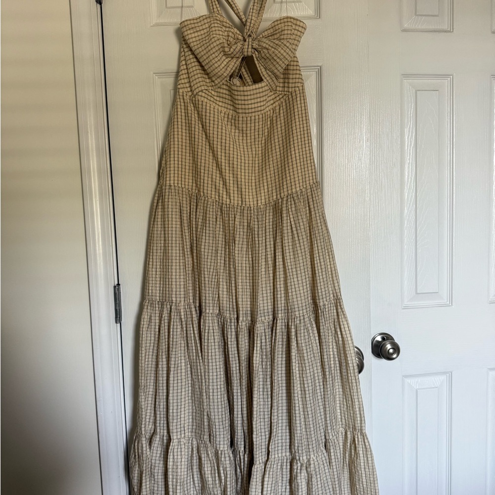 Halter Tie-Front Tiered Maxi Dress in Cream - Picture 4 of 4